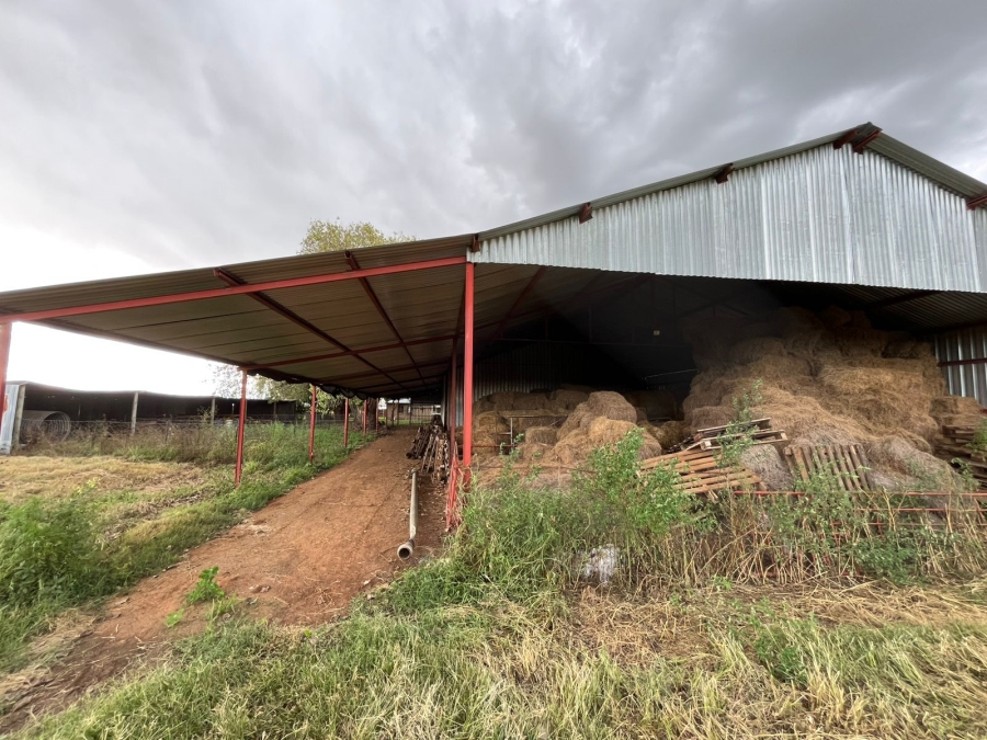 4 Bedroom Property for Sale in Bainsvlei Free State